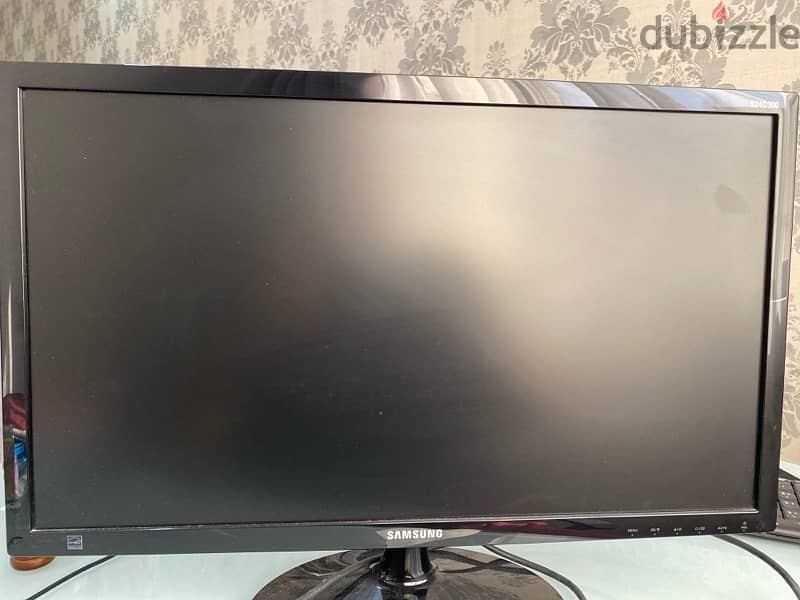 Samsung PC monitor S24D300 0