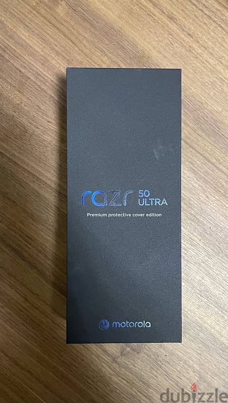 motorola razr 50 ultra , flip 0