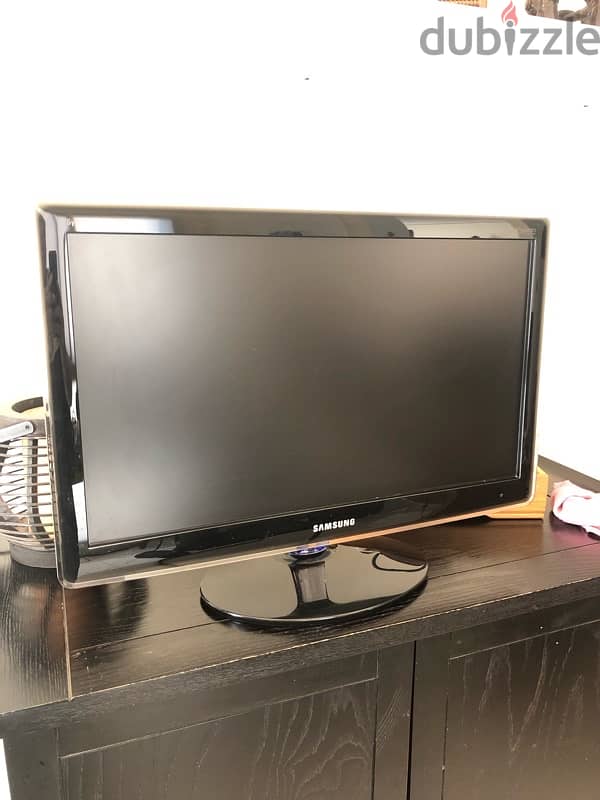 Samsung Monitor 23” for Sale 1