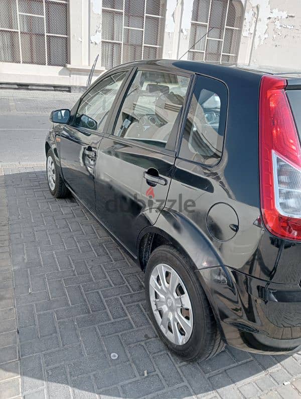 Ford Figo 2013 1