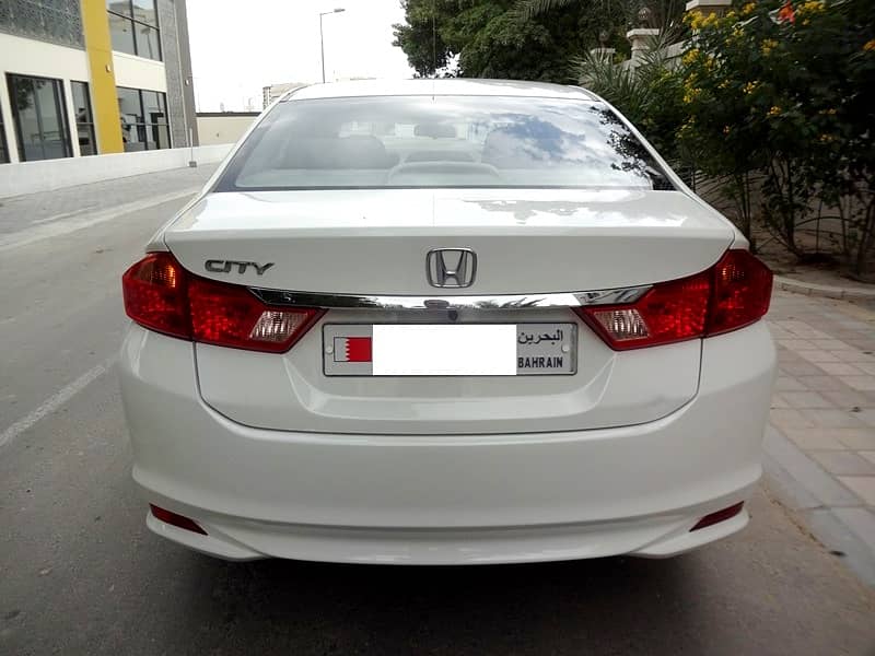 Honda City 1.5 L 2014 White Well Maintained Urgent Sale 1