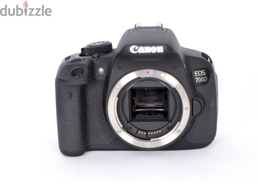 Canon Eos 700D With 18-55 lens & accessories 6