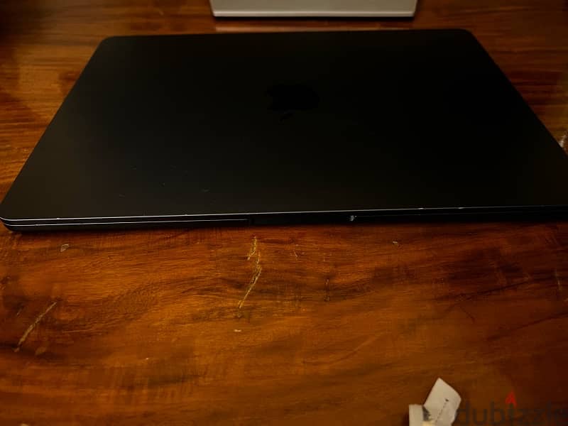 13 inch macbook air M2 space grey 2