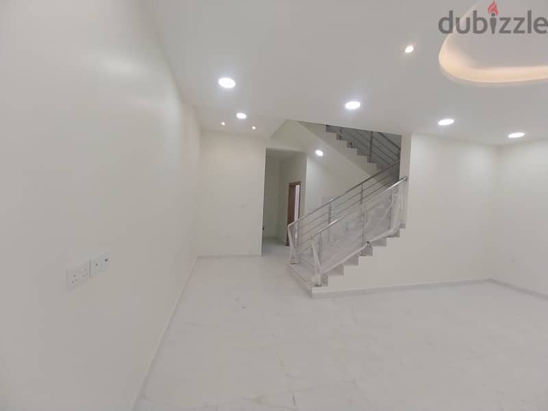 للايجار فيلا في كرانه villa for rent in karanah 34609900 10