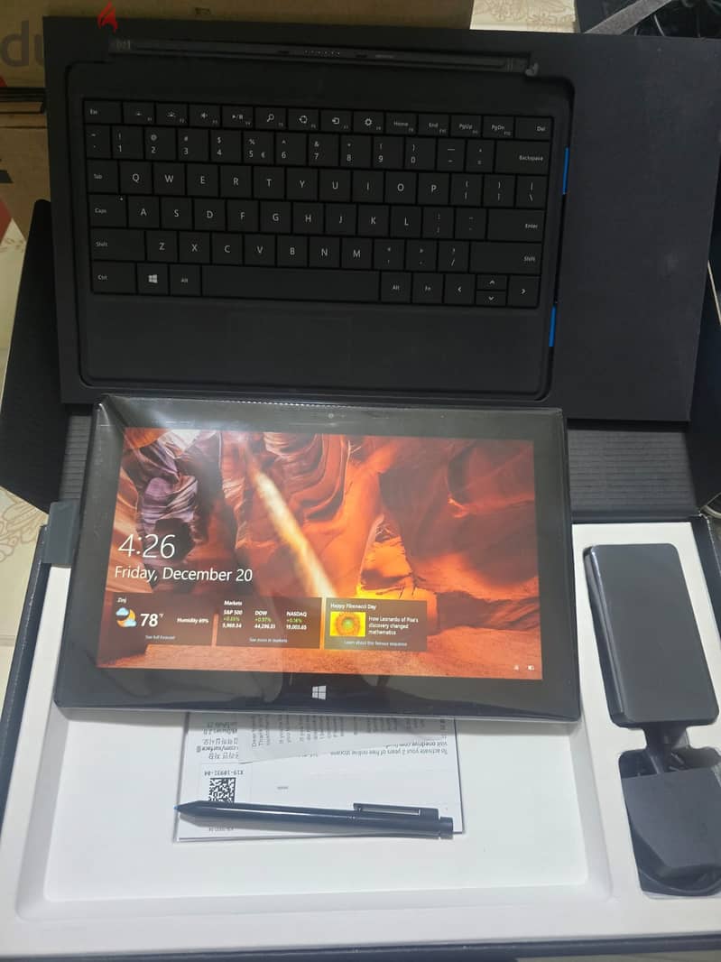 Microsoft Surface Pro2 - i5 256 SSD -8GB RAM 2