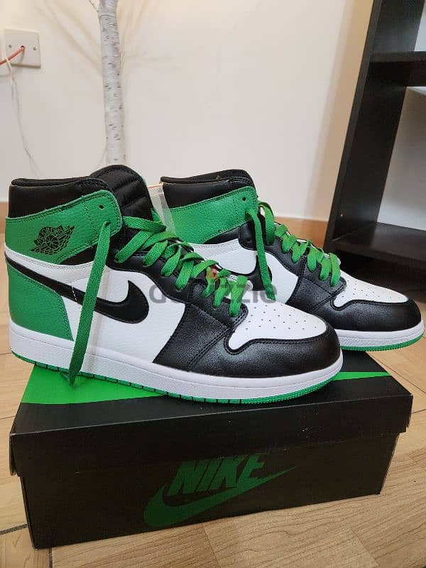 Air Jordan 1 lucky green+ 2 pair of laces 0