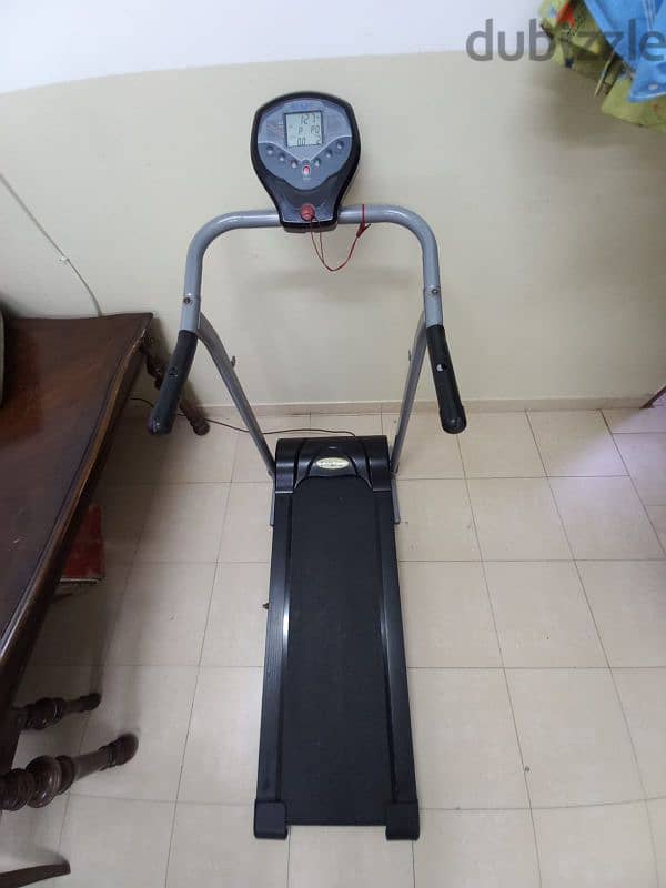 foldable Treadmill home used in good condtion 3