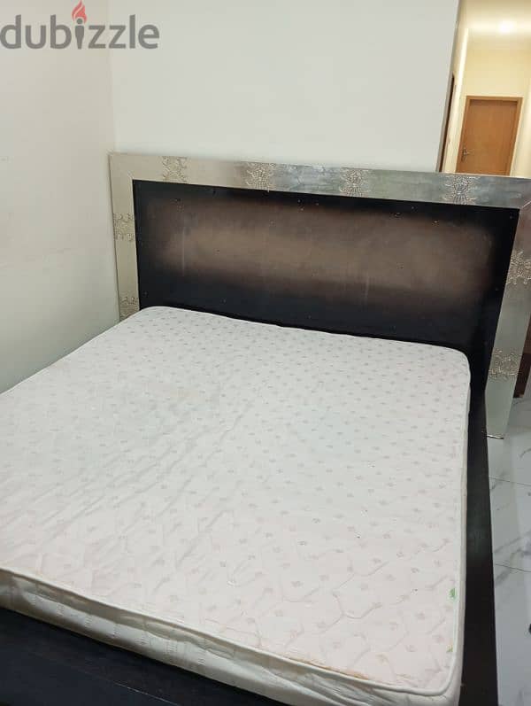 Bed 200/200 good condition 2