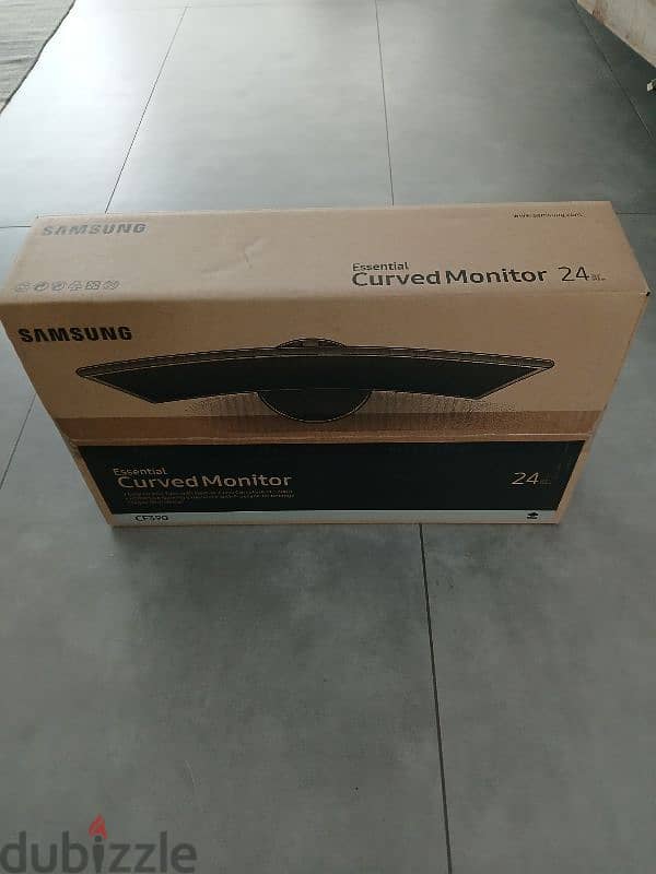 Samsung Curved Gaming Monitor 1