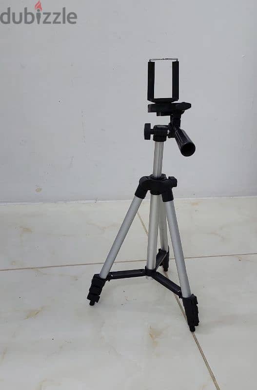 Tripod 2