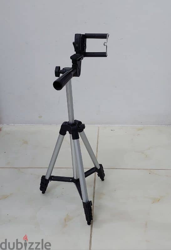 Tripod 3