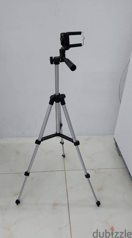 Tripod 4