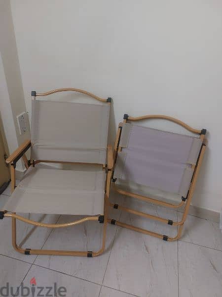 folding chairs 2