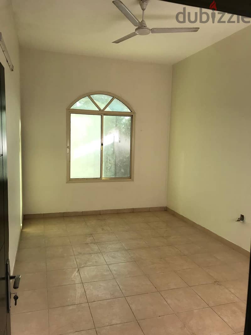 Spacious Flat For Rent in Sanad 2