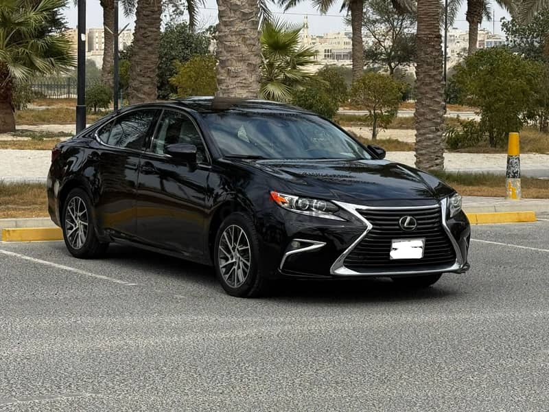 Lexus ES-Series 2018 0