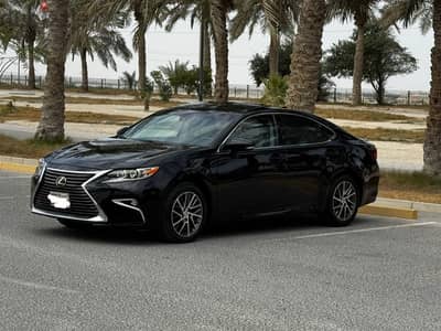 Lexus ES-Series 2018