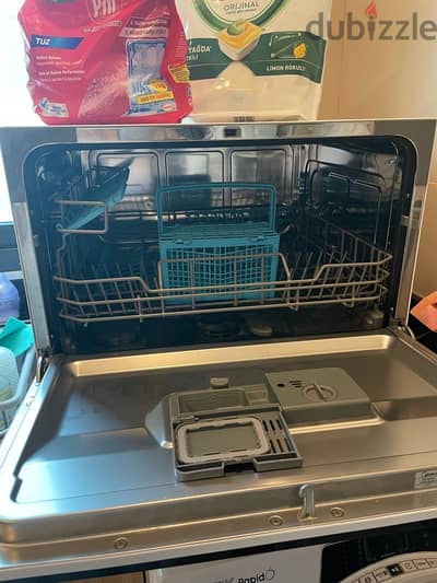 Dishwasher Media