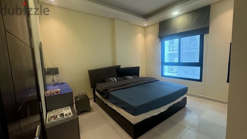 Room for rent in 2 bedroom apartment for bd 250 0