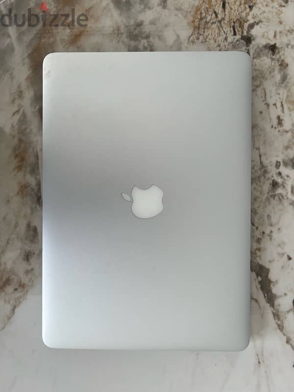 MacBook Air 13-inch 4