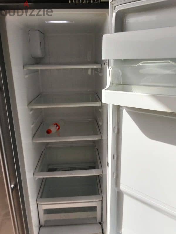 good condition good working using fridge for sale 2