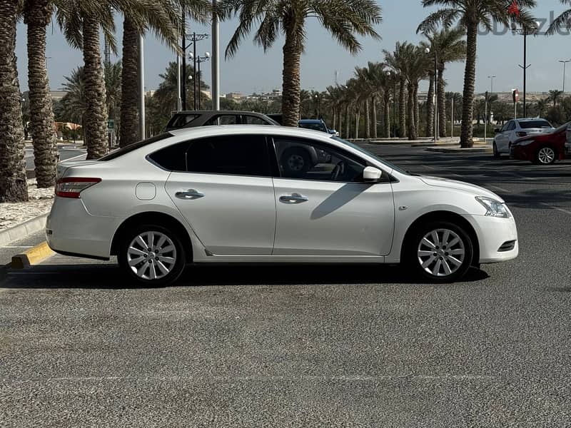 Nissan Sentra 2018 3