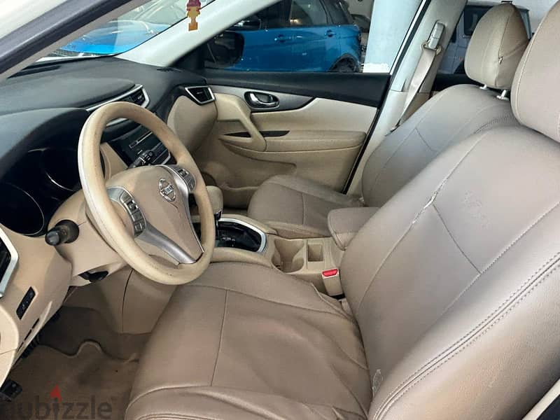 Nissan X-Trail 2015 mid option model FOR SALE 6