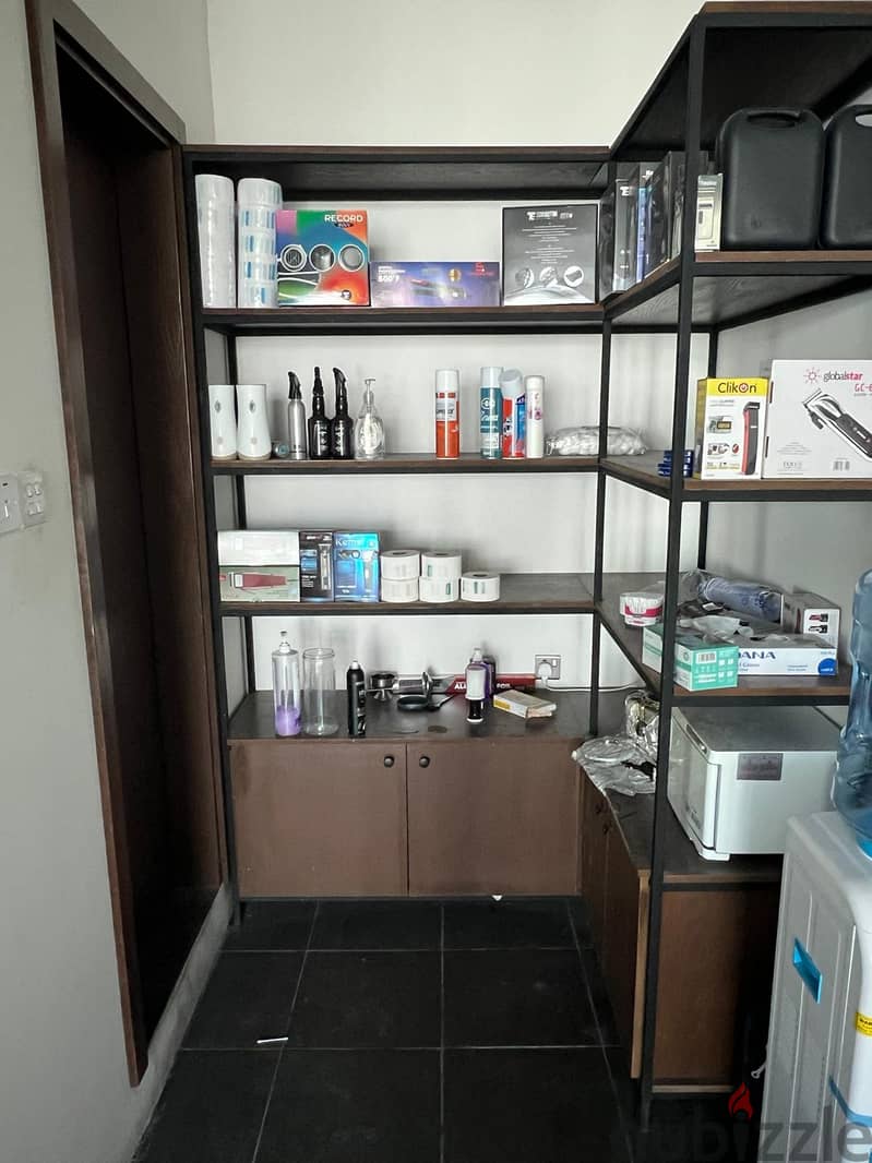 Fully Equipped Men'sSalon for Sale in Diyar Al Muharraq!  Ready to Go! 6