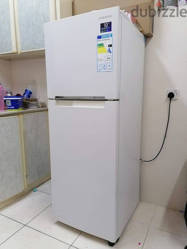 fridge Samsung very neat and clean 0