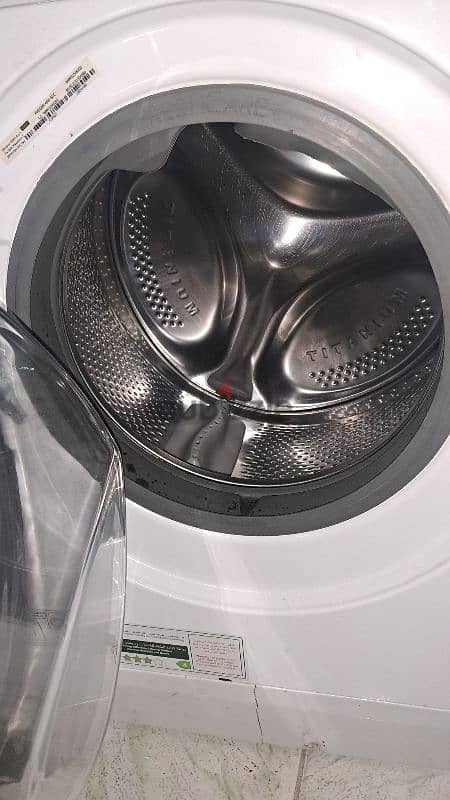 whirlpool wash+ Dryer 8/6 kg 2