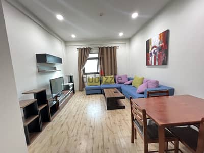 spacious furnished 2 bedroom apartment in Janabiyah