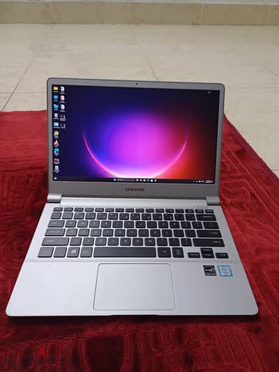 Hello i want to sale ultra slim Samsung laptop core i5 ram 8gb