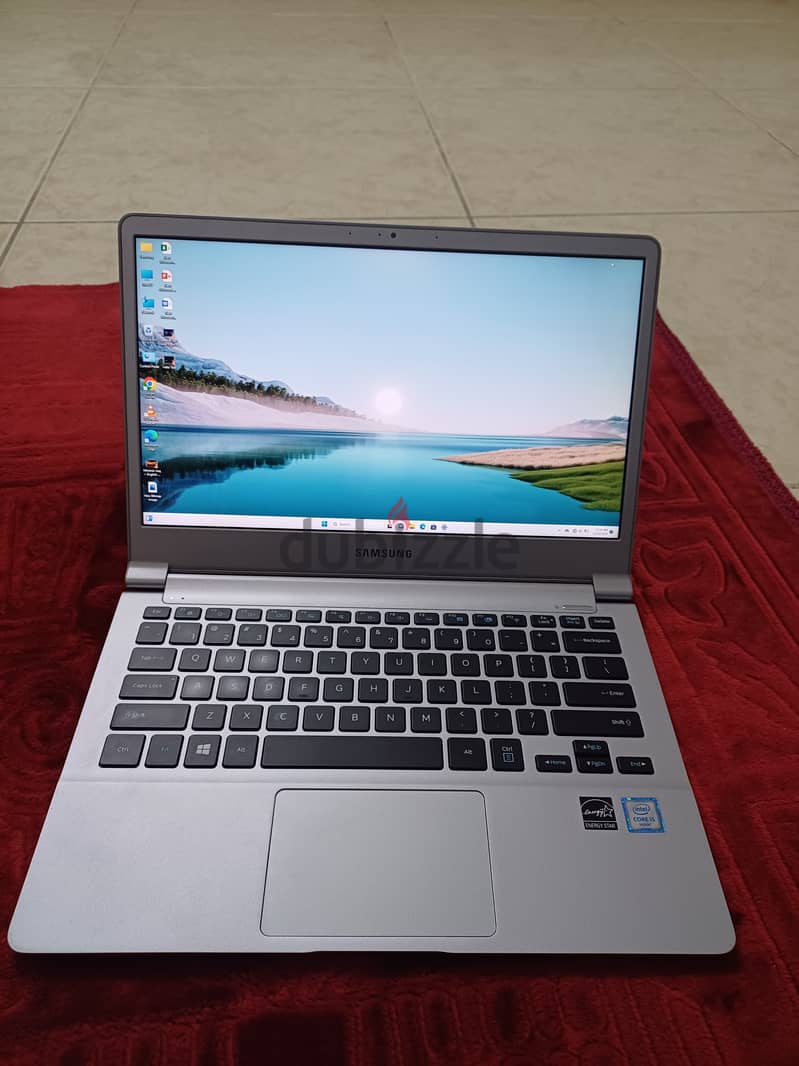 Hello i want to sale ultra slim Samsung laptop core i5 ram 8gb 1