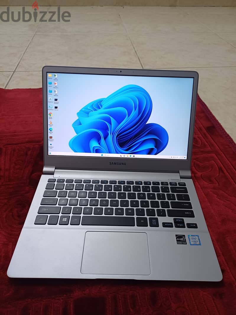 Hello i want to sale ultra slim Samsung laptop core i5 ram 8gb 3