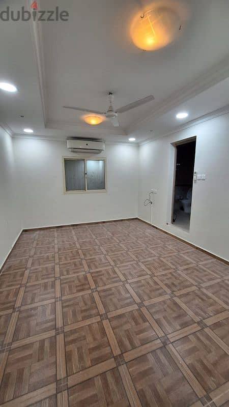 للايجار بيت في عالي شامل For rent house in a'ali with EAW 1