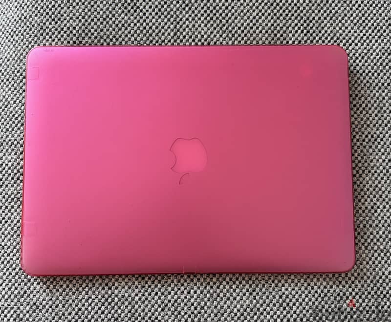 MacBook Air (13-inch, Mid 2012) + free charger 1