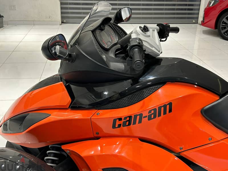 CAN AM SPYDER 2012 MODEL MOTOR CYCLE FOR SALE 1