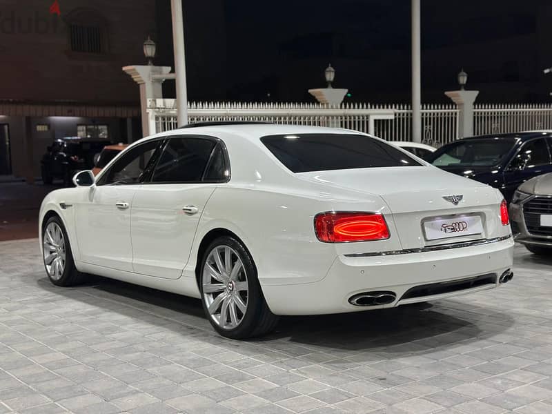 Bentley FLYING SPUR 2014 V8 TwinTurbo 12