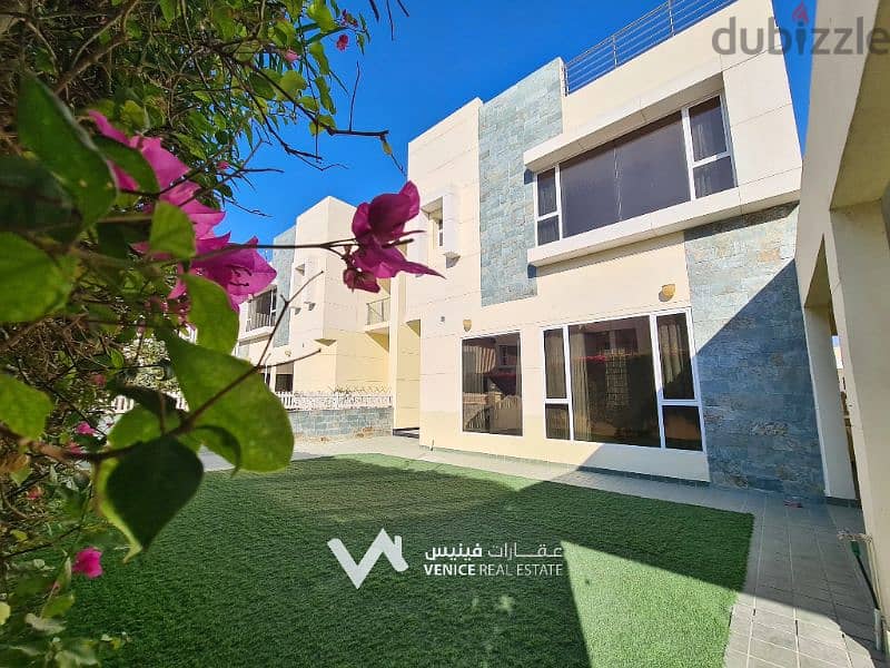 Luxury Villa | Prime Location | Swimming Pool 0