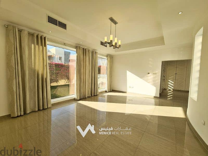 Luxury Villa | Prime Location | Swimming Pool 6