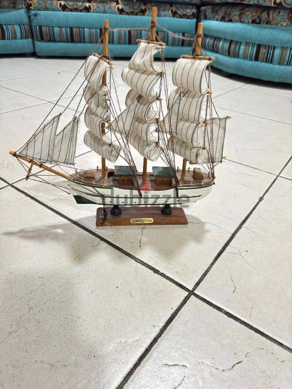 Beautiful wooden ship decoration 0