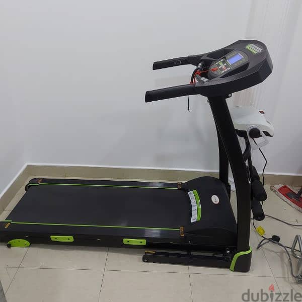 للبيع جهاز مشي treadmill 1