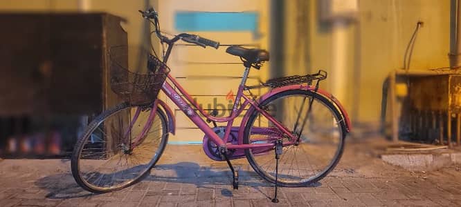 Stylish Pink Bicycle for Sale – Perfect for Girls & Women!