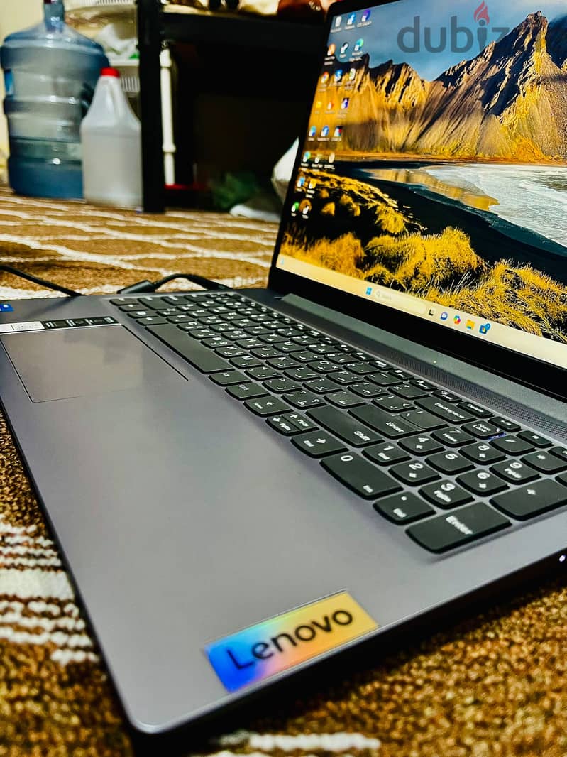 Lenovo IdeaPad Slim 3 15IAH8 (2024) Laptop – 12th Gen / Intel Core i5 7