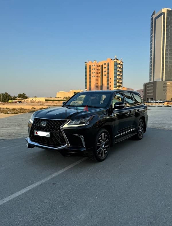 Lexus LX 570 2018 1