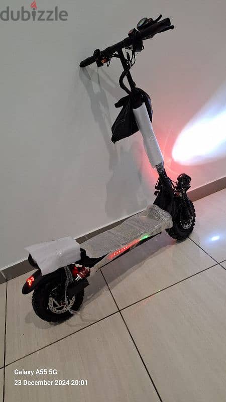 Electric scooter dual motor new arrival big wheel 2