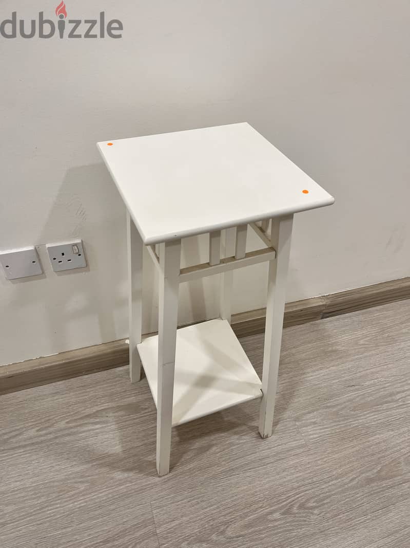 IKEA white stand/table in good condition 1