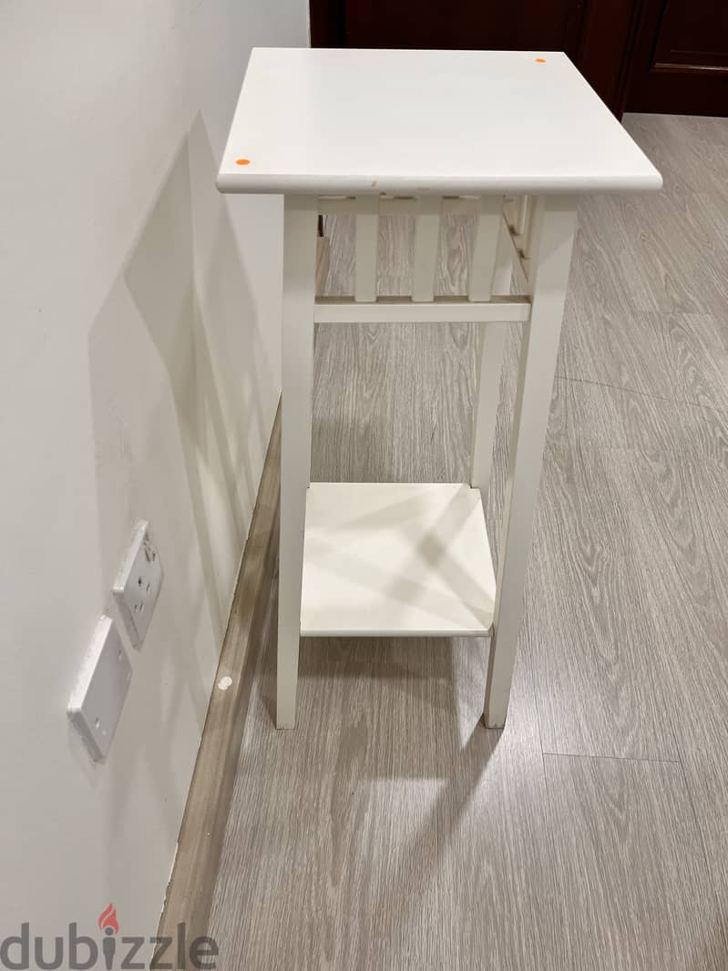 IKEA white stand/table in good condition 2