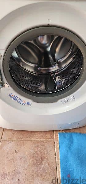 Electrolux Front Load Washer 8 kg 2