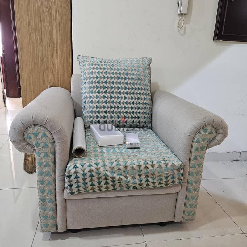 Expat leaving Bahrain- furniture for sale 4