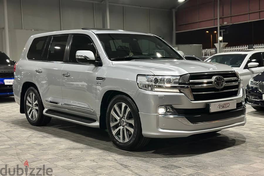 Toyota Land Cruiser 2019 VXS 5.7 2